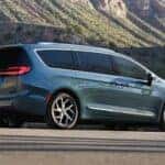2027ChryslerPacifica-exterior-03