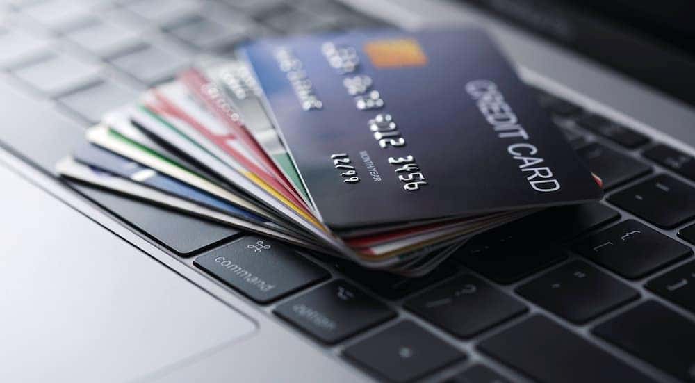 The Handy Guide to Buy Here, Pay Here Car Lots