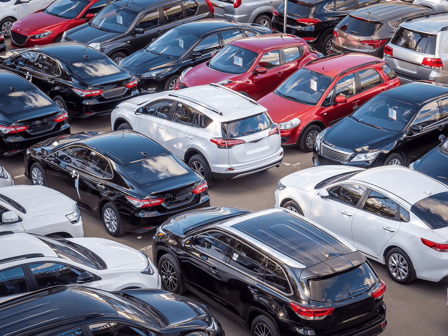 Overhead picture of used vehicle lot at Used Car Dealer near Hartford CT
