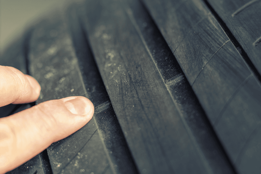 tires lifespan, wear, long, car, vehicle, service, wheels, year(s), tread