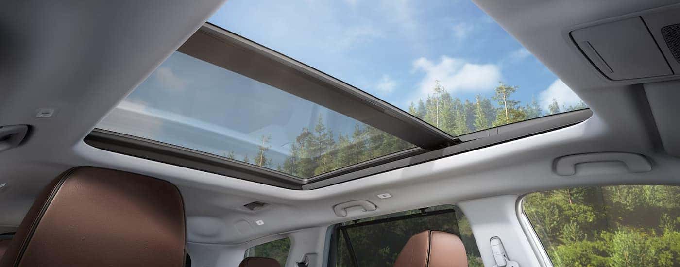 Panoramic moonroof on a 2025 Honda Pilot