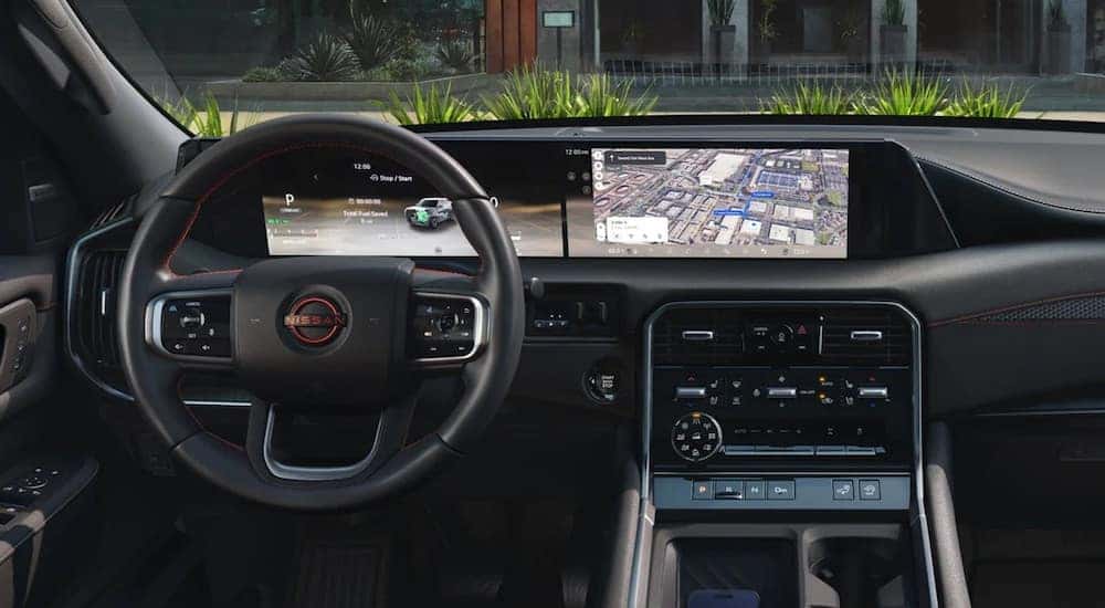 The dash of a 2025 Nissan Pathfinder is shown.