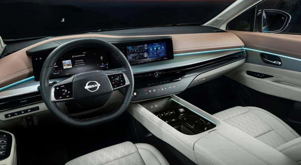 Infotainment and digital gauge cluster on a 2025 Nissan Murano