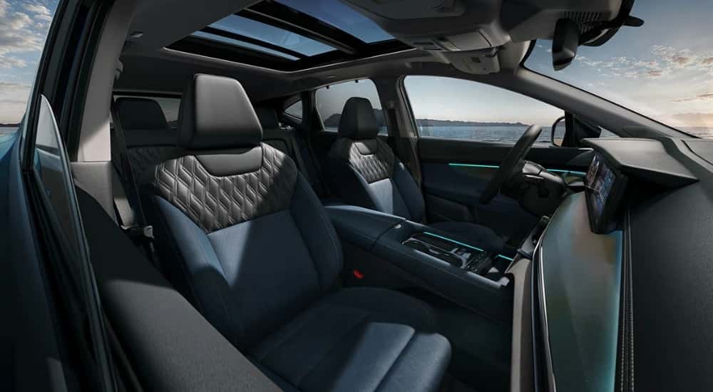 The black interior of a 2025 Nissan Murano.