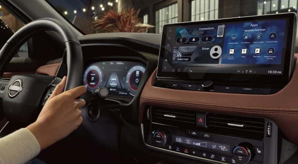 Black and brown dash in a 2026 Nissan Rogue.