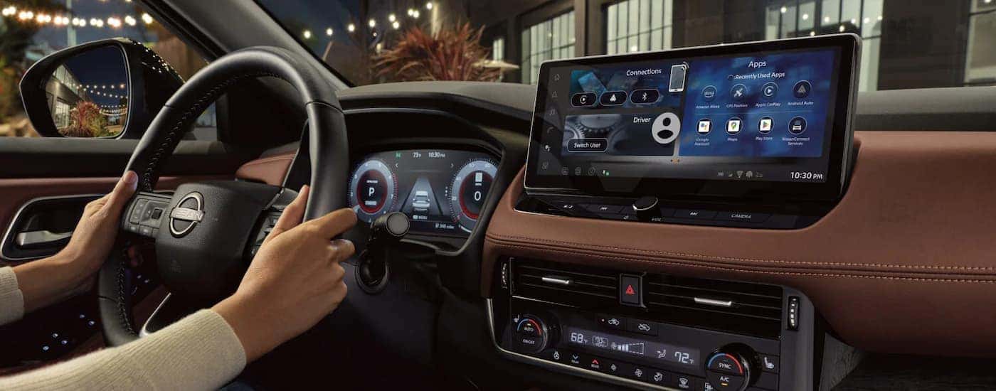 Infotainment and digital gauge cluster on a 2025 Nissan Rogue