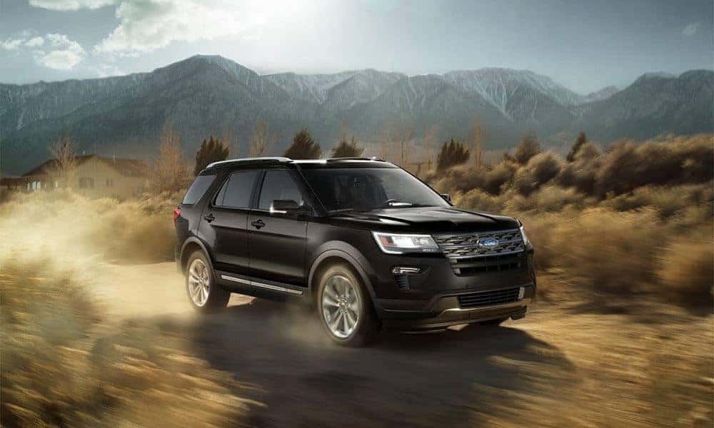 2018 Ford Explorer XLT Mountain Background