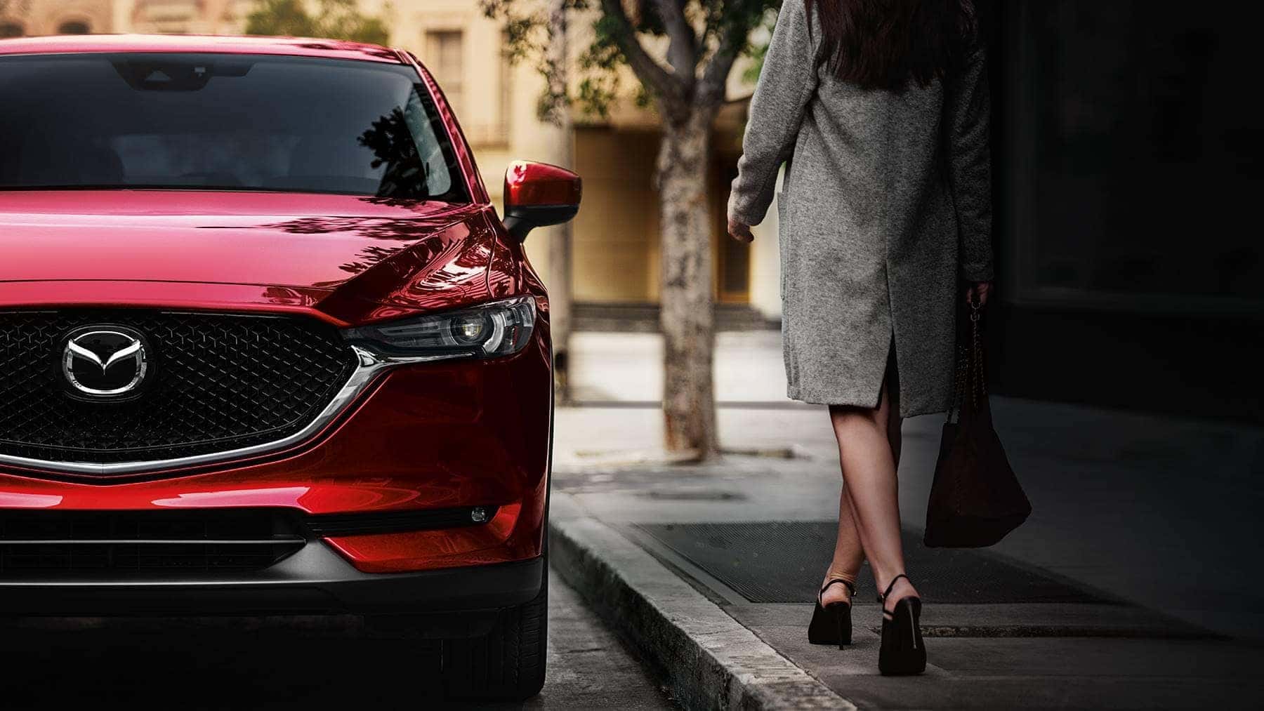2018 Mazda CX-5 crossover SUV front grille