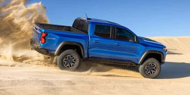 2026-colorado-zr2-motortrend-MBC-1-Medium