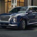 2021 Hyundai Palisade turning.