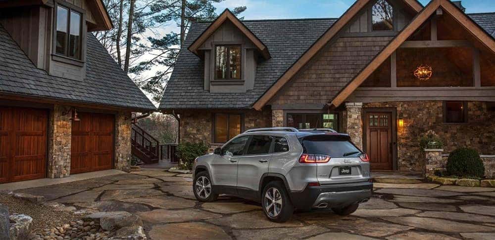 2019 Jeep Cherokee rear exterior