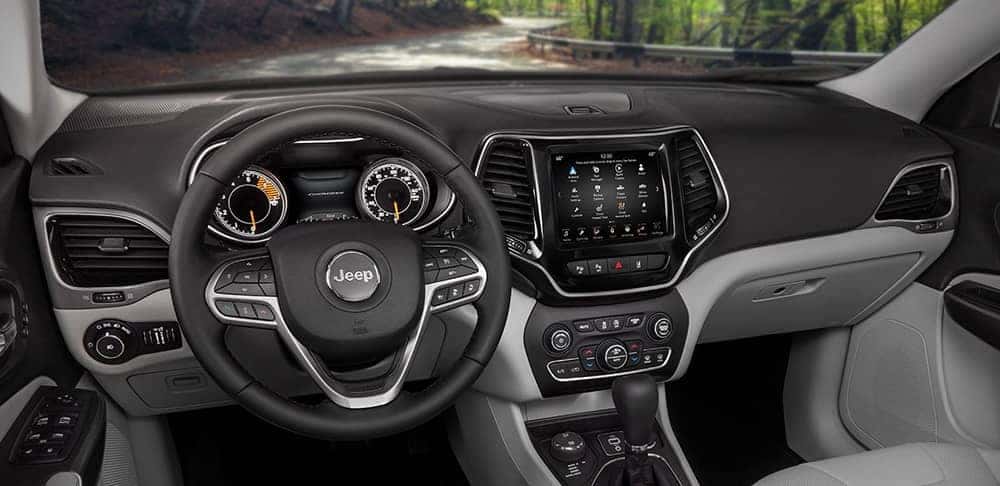 interior dashboard in 2019 Jeep Cherokee