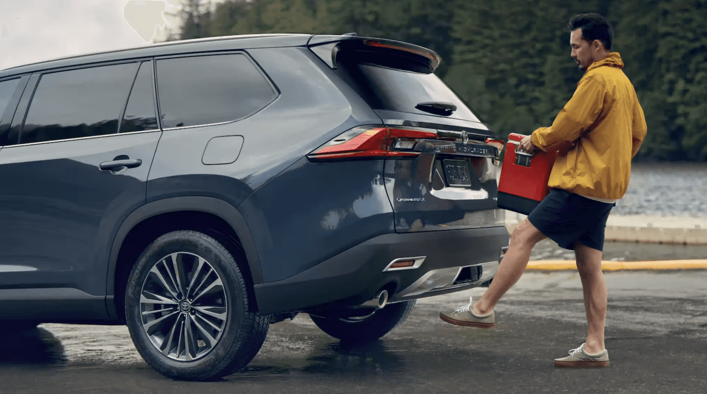 FirstEver Toyota Grand Highlander Mobile, AL Palmer’s Toyota