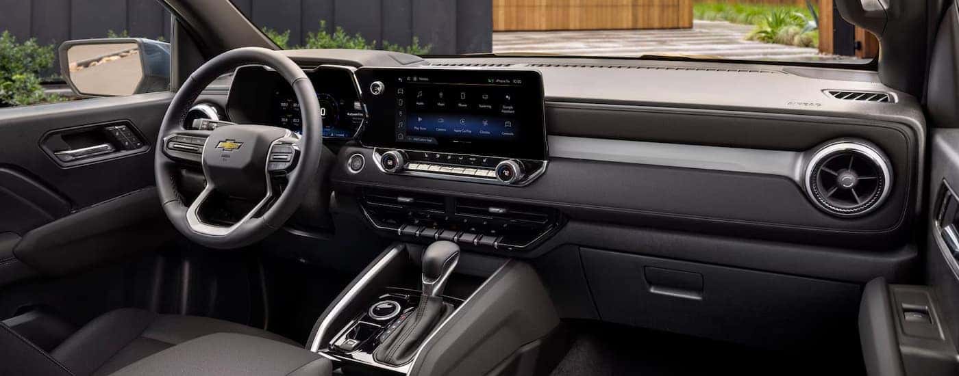 Infotainment and digital gauge cluster on a 2025 Chevy Colorado for sale