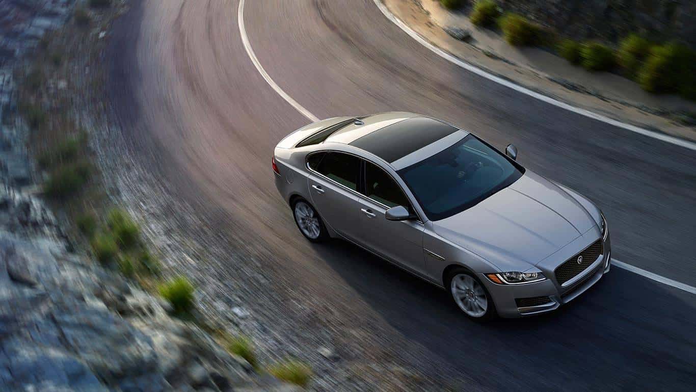 2017 XF Exterior performance