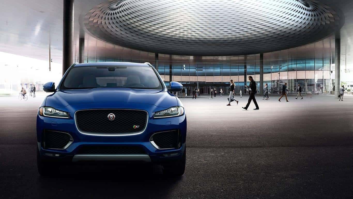 Jaguar F-PACE-Dark Sapphire Blue