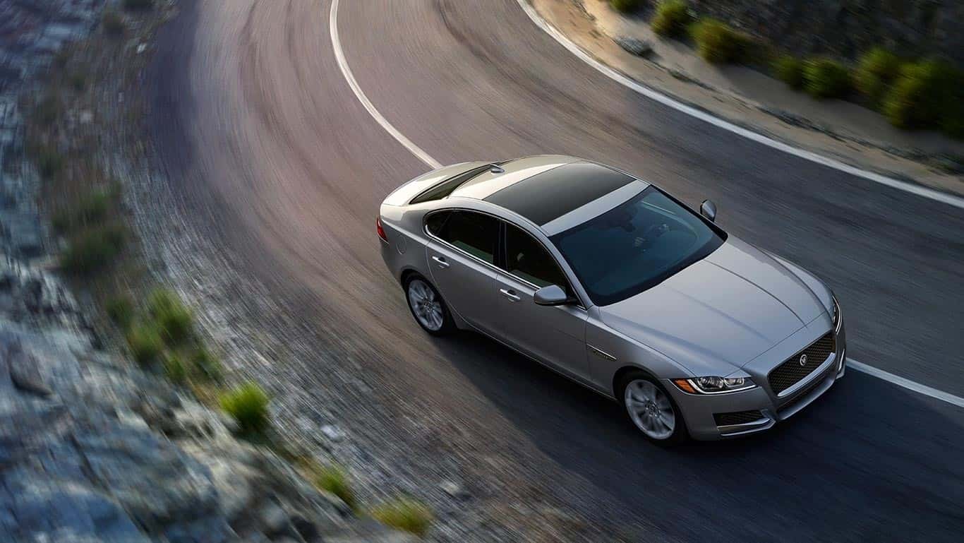 2017 XF Exterior performance