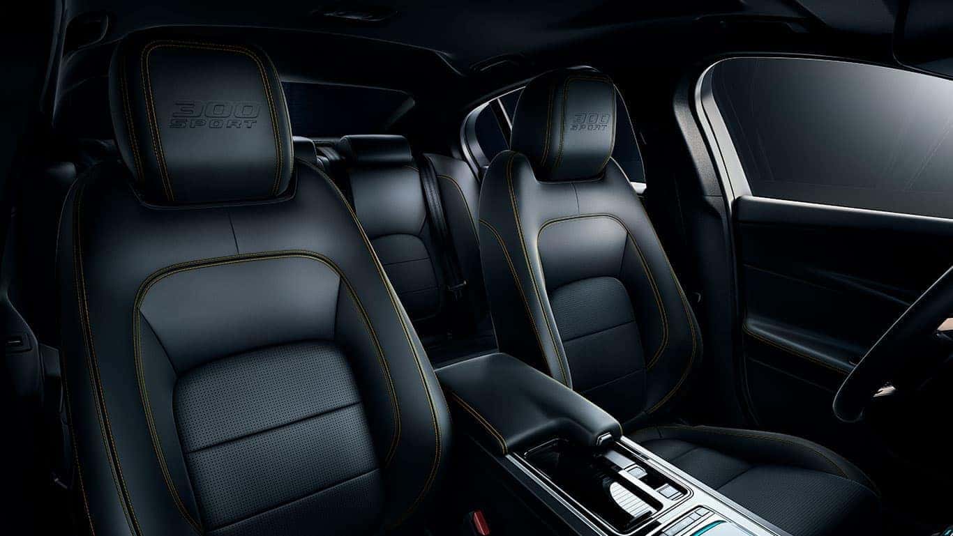 2019 Jaguar XE Interior 04