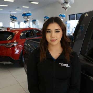 Yesenia  Lopez 