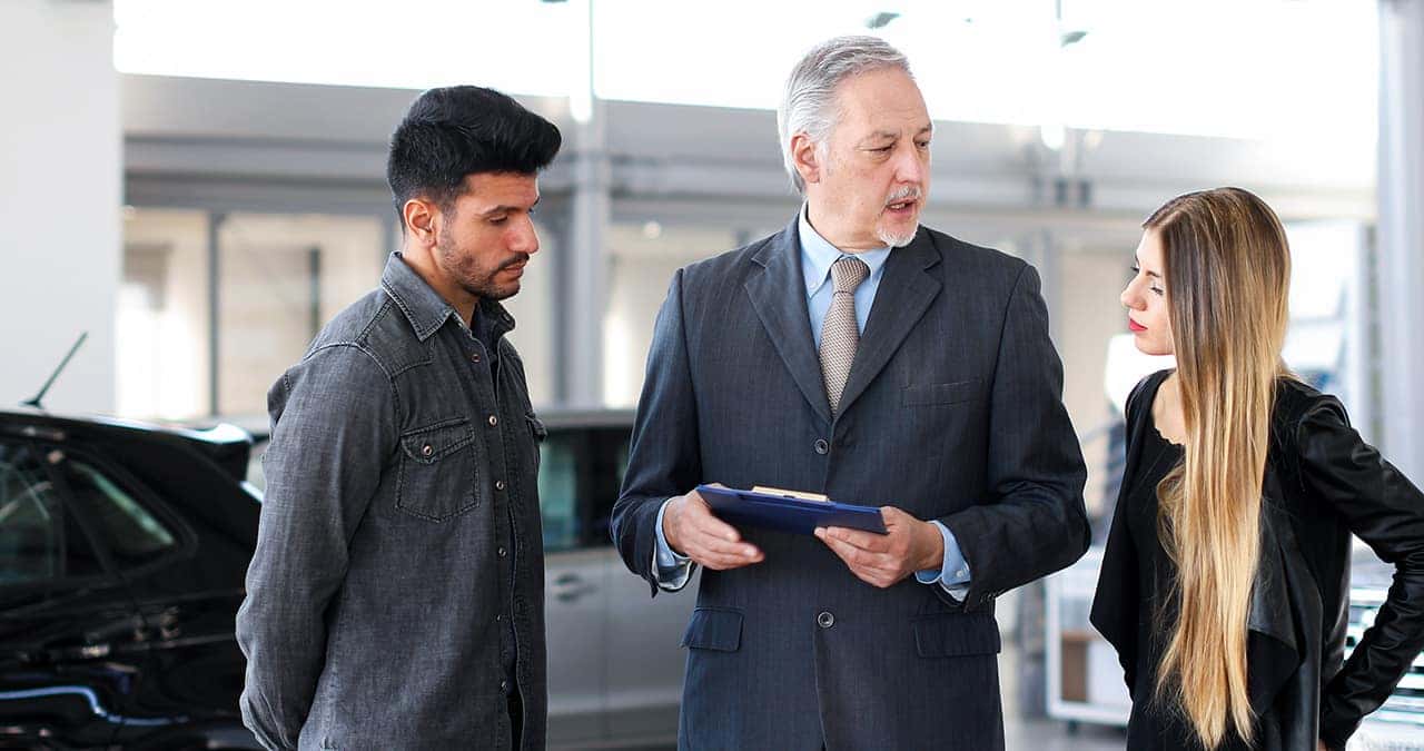 Discussing collision repair estimate