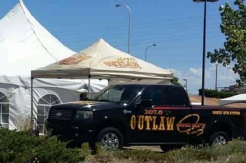 Outlaw at the Mall