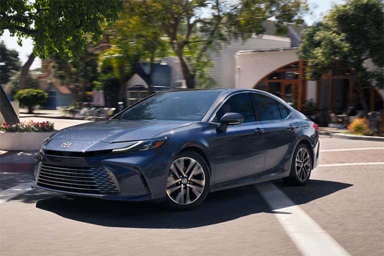 Prueba un nuevo Camry XLE en Wesley Chapel Toyota, cerca de Tampa, en Wesley Chapel, Florida