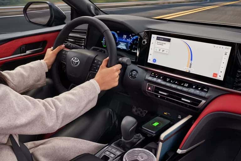 Prueba el nuevo Camry XSE en Wesley Chapel Toyota, en Wesley Chapel, Florida
