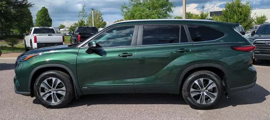 2023 Highlander Hybrid XLE Gold Certified unit from our stock on 6-2-2026. 2023 Highlander Hybrid XLE Gold Certified unit from our stock on 6-2-2026.