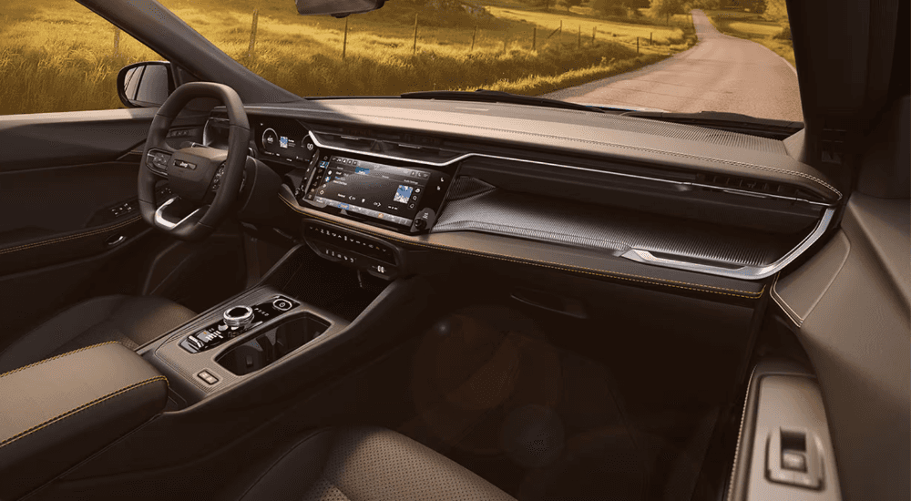Infotainment system and interior of a 2026 Jeep Cherokee