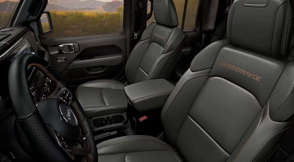 The black interior in a 2026 Jeep Gladiator Mojave.